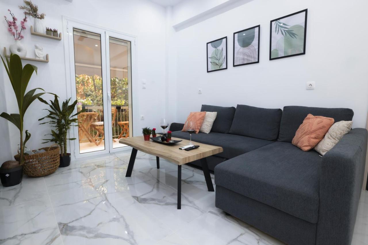 Apollo 2 Bd Jacuzzi Suite Athens Exterior photo