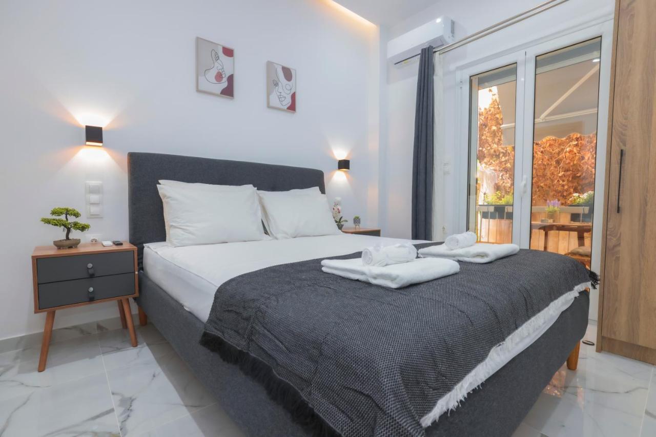 Apollo 2 Bd Jacuzzi Suite Athens Exterior photo